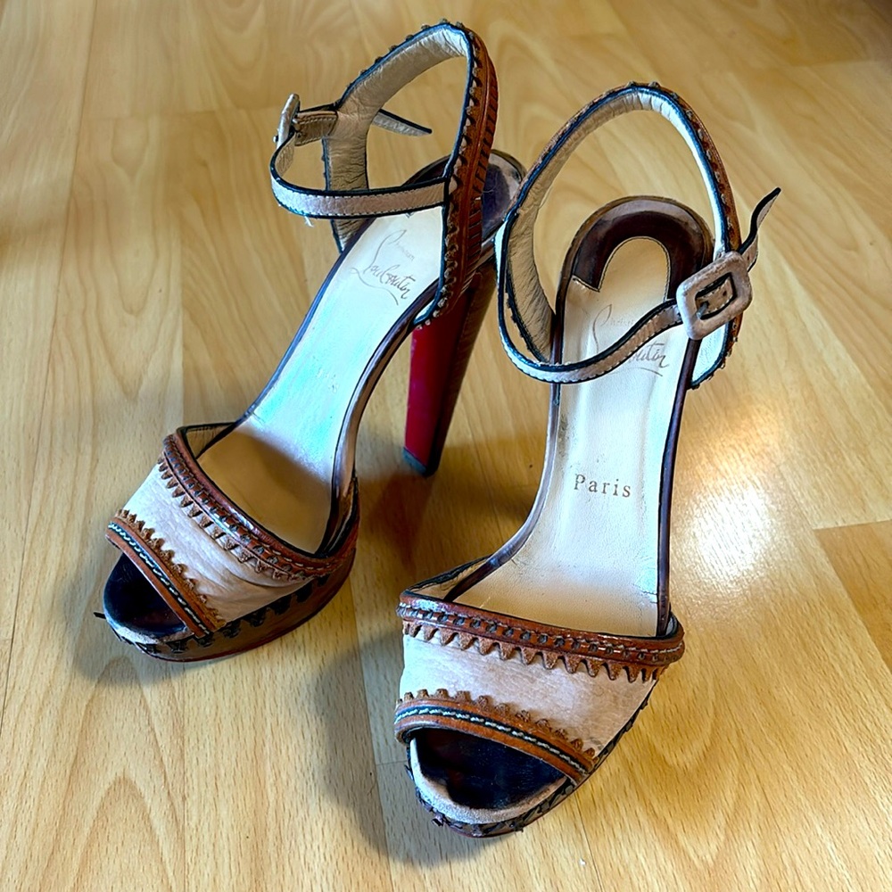 Christian Louboutin Beige Nubuck Leather Trepi City Sandals Size 37.5